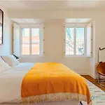 Principe Real Trendy Apt- Great Views City & River