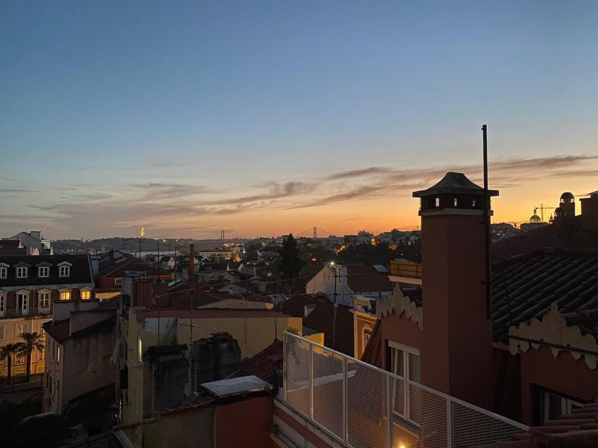 Principe Real Trendy Apt- Great Views & River Apartment *